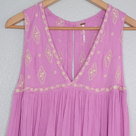 Free People Boho Diamond Embroidered Sleeveless Fairycore Tunic Top - Picture 4 of 13